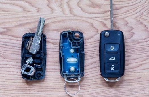 Car Key Locksmith helps client with keys in Winston-Salem, NC