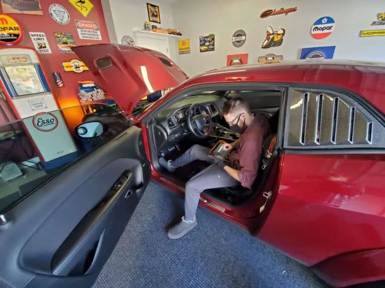 emergency car locksmith